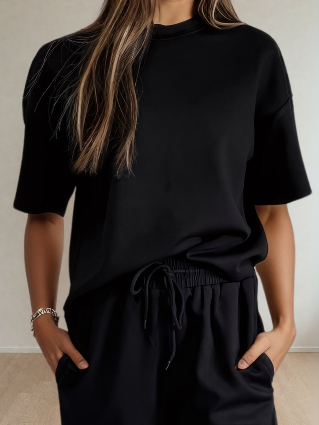 Lilou LUXEflow Relaxed Tee black