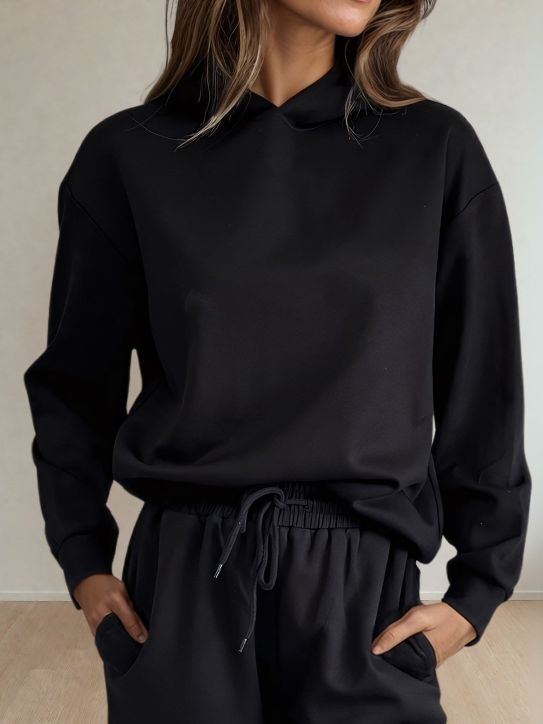 Carmen LUXEflow Hoodie Black