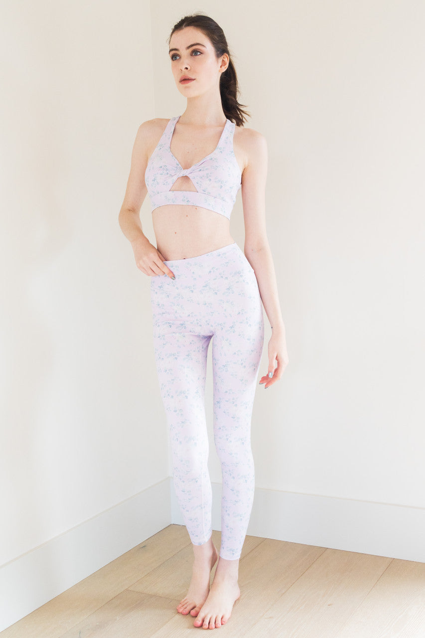 Ultimate Legging in White Rose Print – PRIV Collections