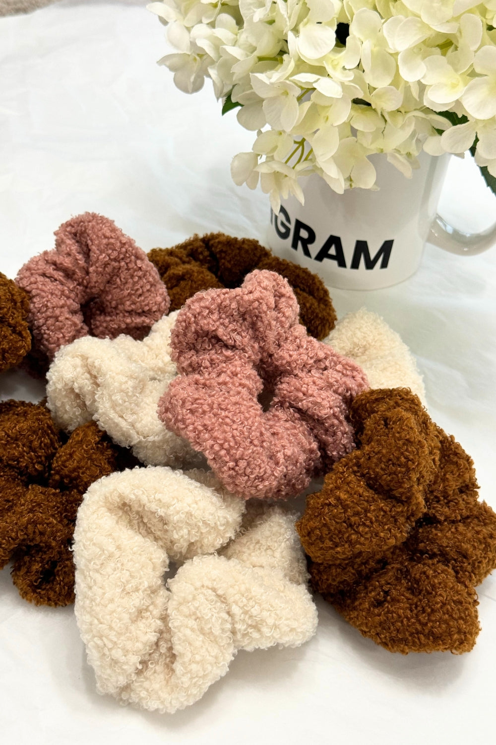 Boucle Scrunchie in Coffee