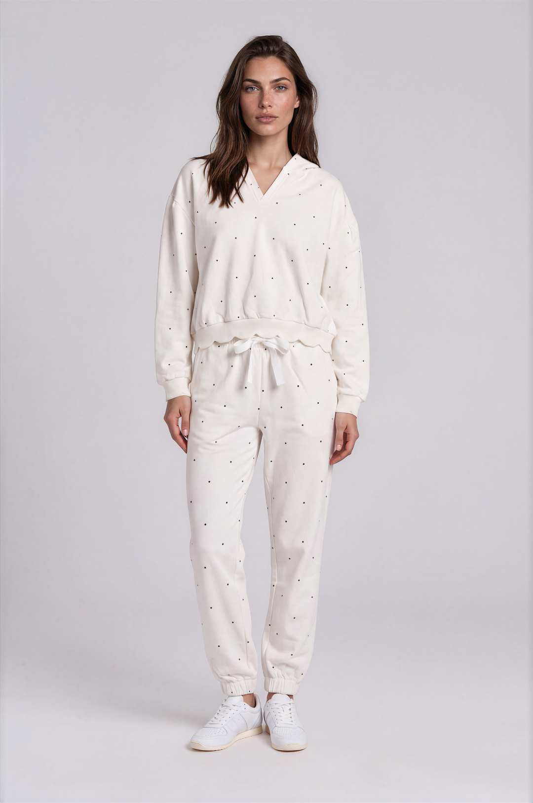 Noemie - Printed Fleece Hoodie In White Dots