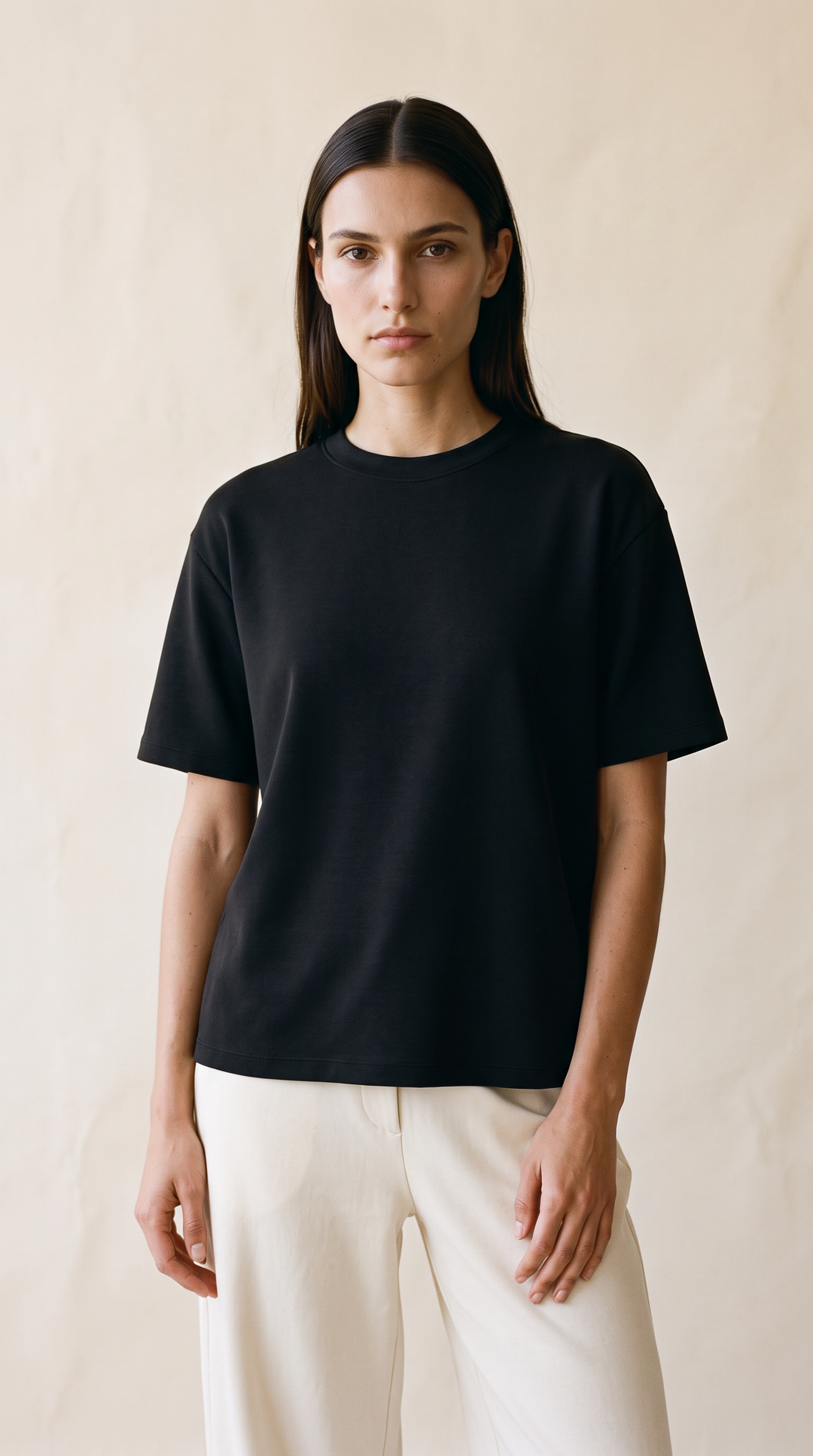 Lilou Luxeflow - Relaxed Tee In Black