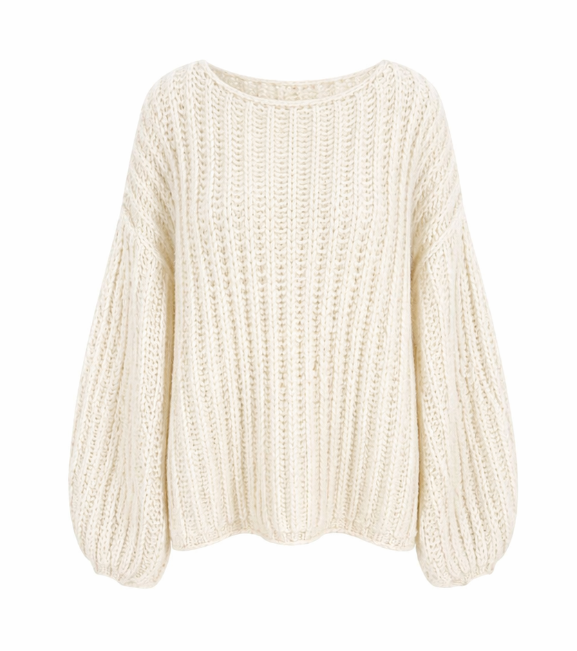 Evianna knit sweater cream – flat detail – PRIV the Brand