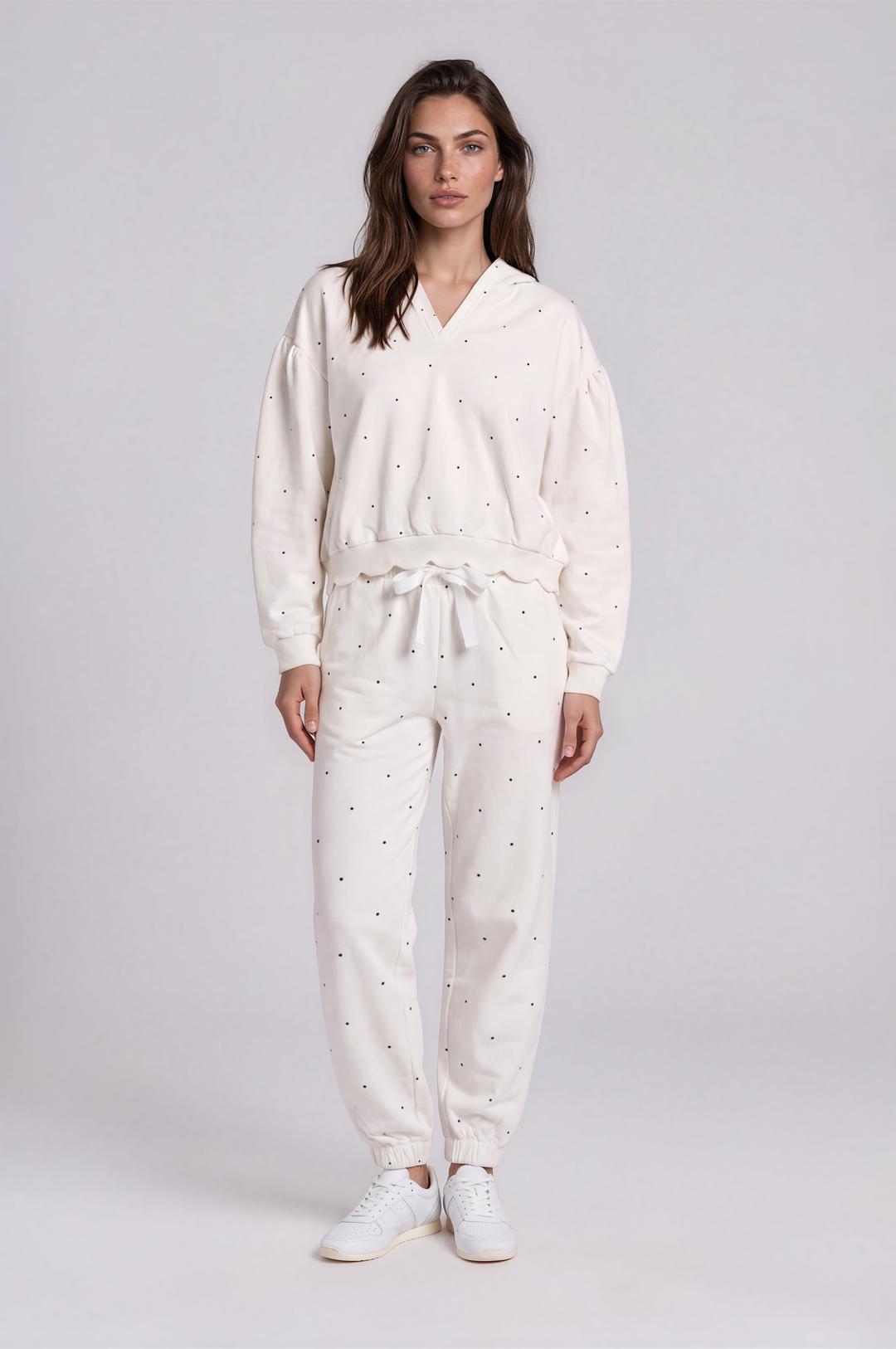 Noemie - Printed Fleece Hoodie In White Dots