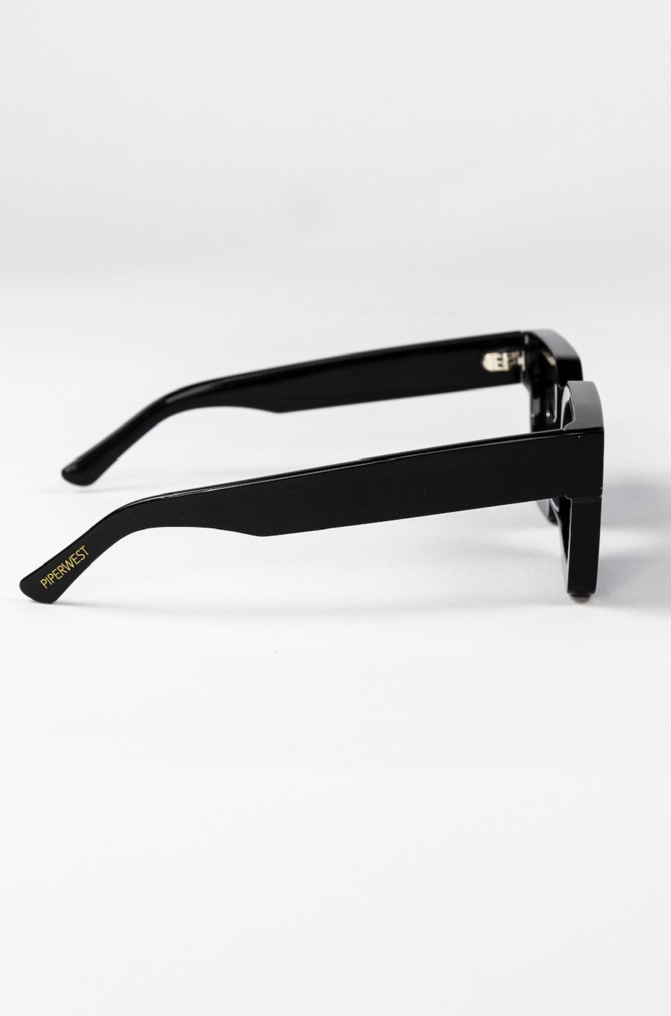 Blaise Chunky Sunglasses in Jet Black