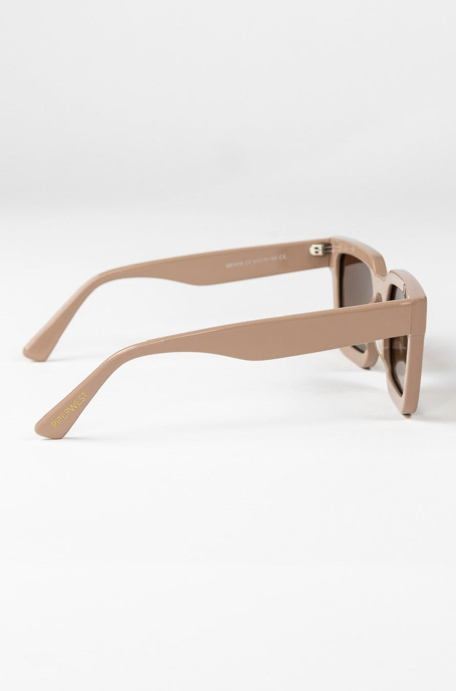 Akila Casual Square Sunglasses in Sand