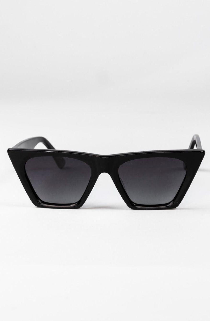 Azula Vintage Cat Eye Sunglasses in Black Out