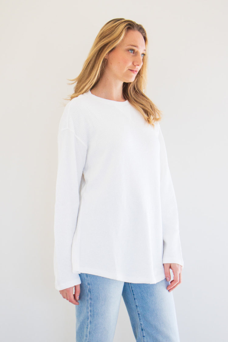 No exaggeration here; this is the ultimate long sleeve tee. Fitting loose on your frame with a drop-shoulder design and a gentle curve at the hem, this essential piece is effortless to pair and wear, with simple care instructions and understated details throughout. Monikered with the PRIV seal between the shoulder-blades on soft waffle texture fabric. 

