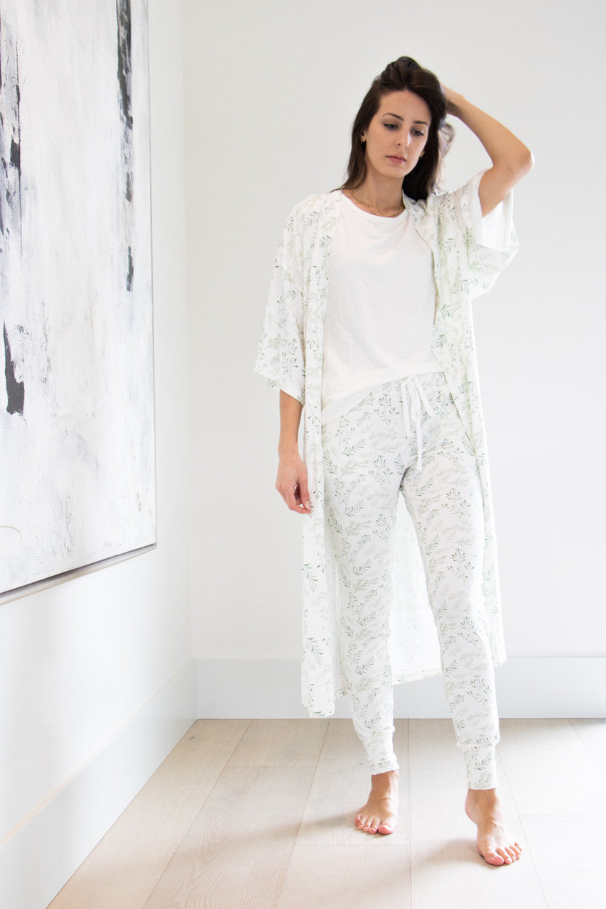 Our Signature Robe has been reimagined in our soft floral Bali Print. This full length tie-waist robe is light weight and comforting against the skin, with 3/4 sleeves and a split-hem finish to ensure a free range of motion when tied closed.

