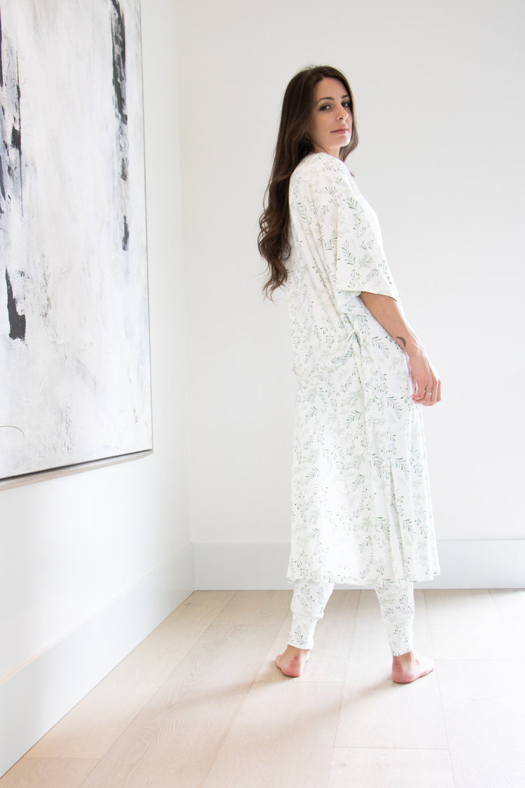 Our Signature Robe has been reimagined in our soft floral Bali Print. This full length tie-waist robe is light weight and comforting against the skin, with 3/4 sleeves and a split-hem finish to ensure a free range of motion when tied closed.

