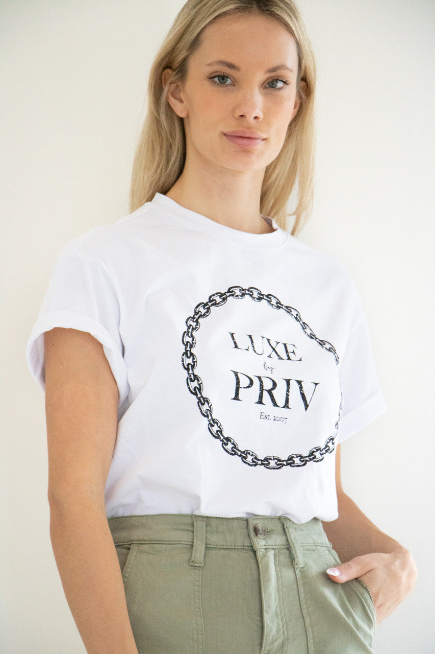 Luxe Priv Chain Circle Tee in White