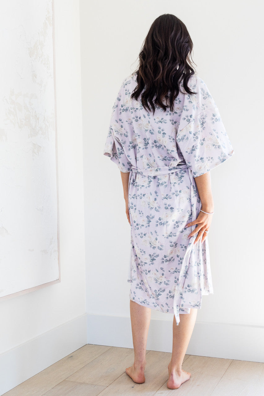 Kimono Robe in White Rose Print