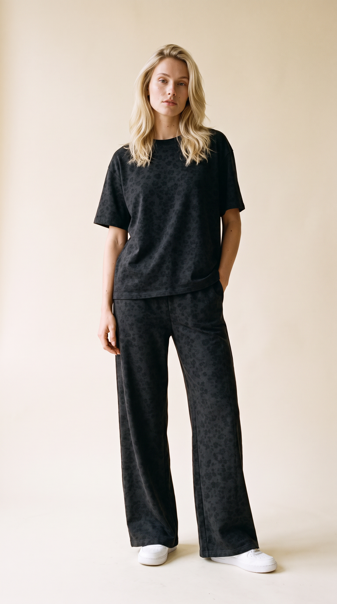 Vienne printed set studio campaign