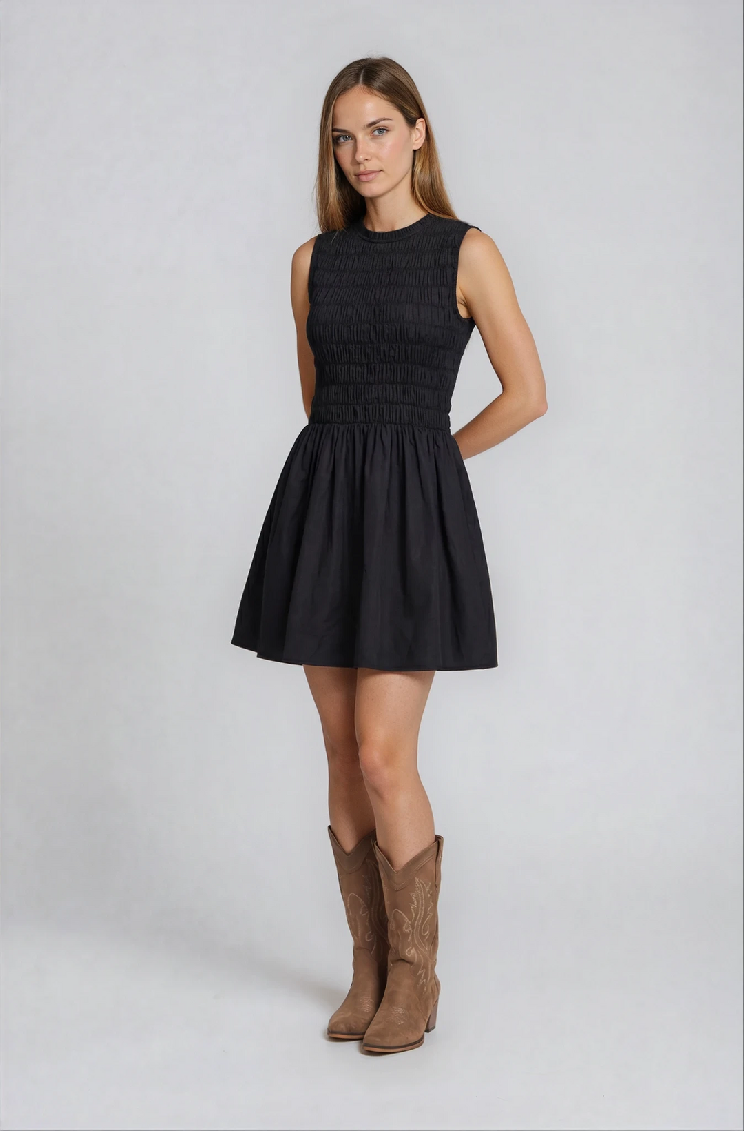Prim – Structured Sleeveless Ruched Mini Cocktail Dress In Black