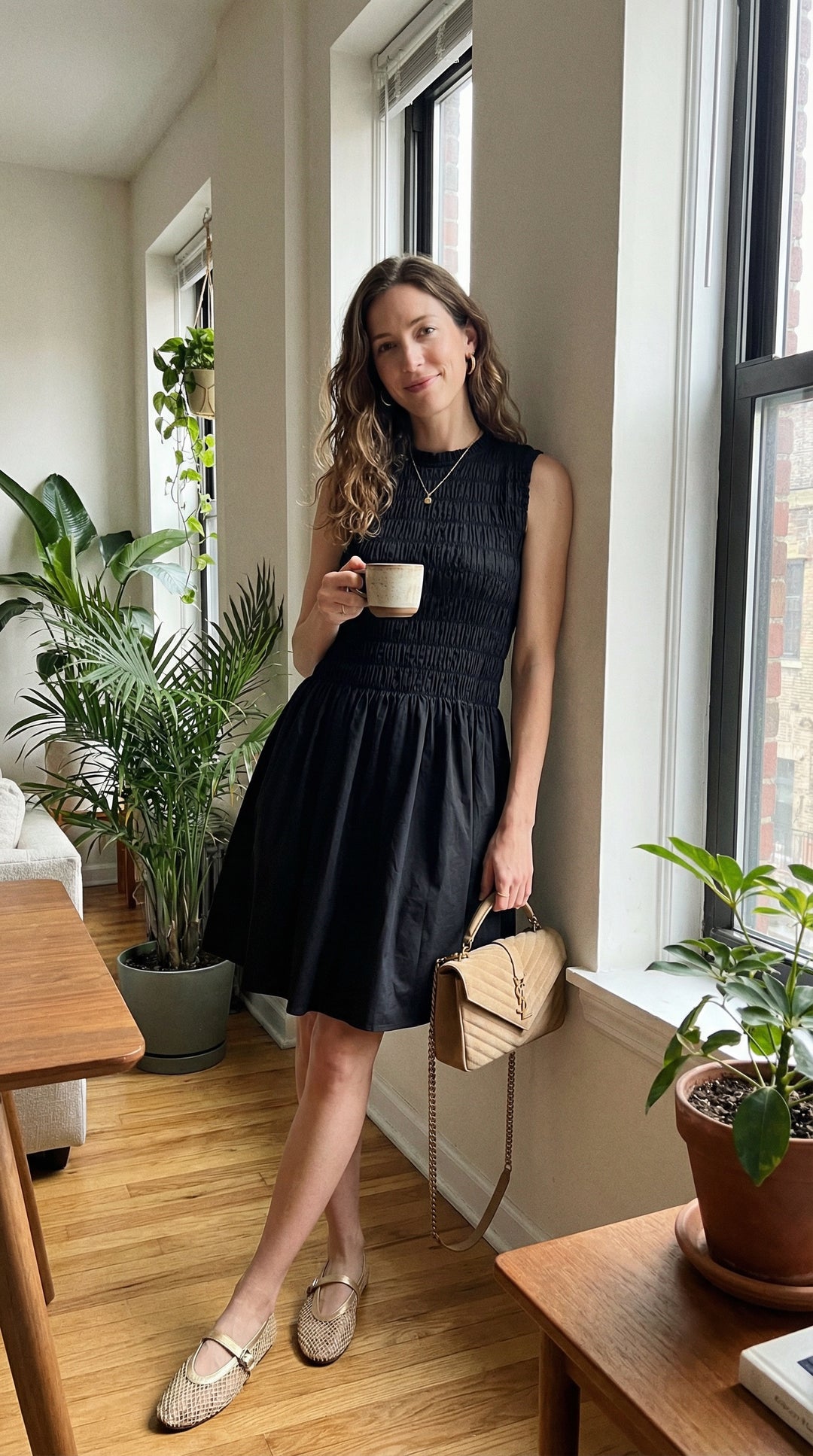 Prim – Structured Sleeveless Ruched Mini Cocktail Dress In Black