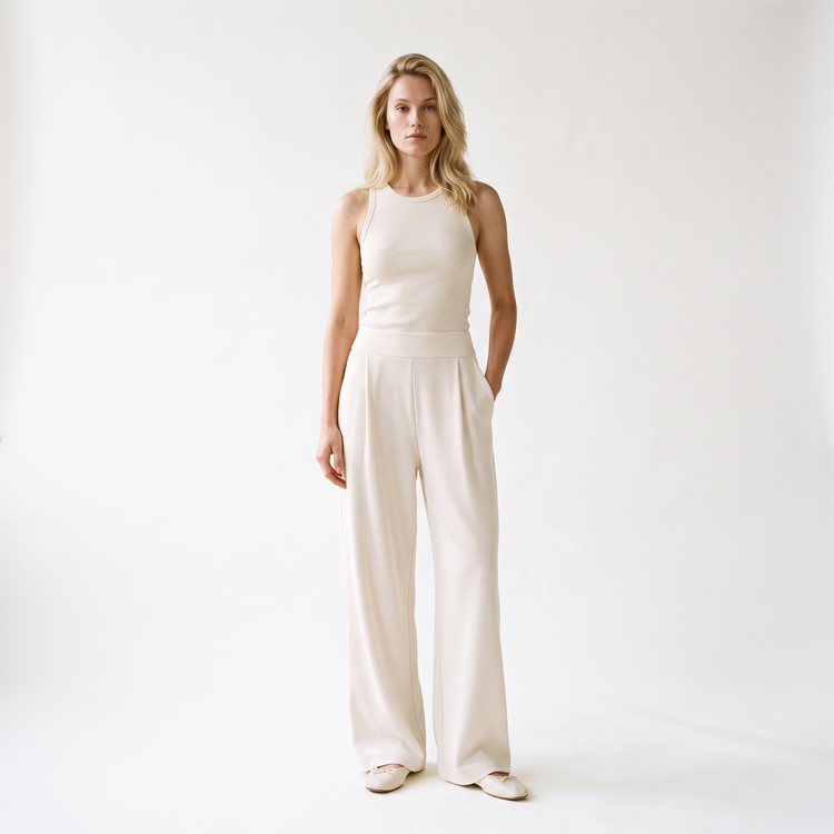 LUXEflow Elevated Trouser Sweatpant Ivory - bright studio