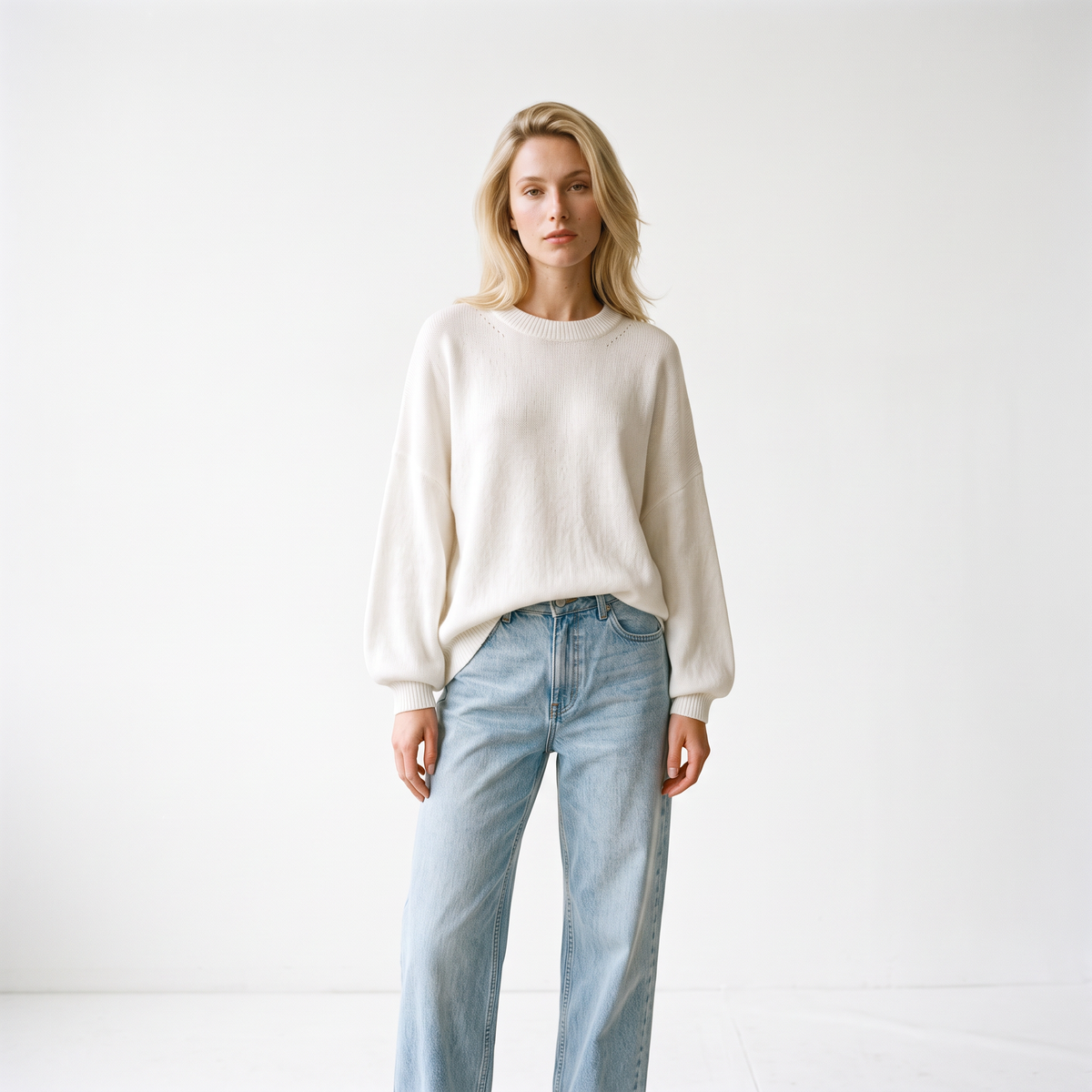 Veda Knit White - bright studio 2
