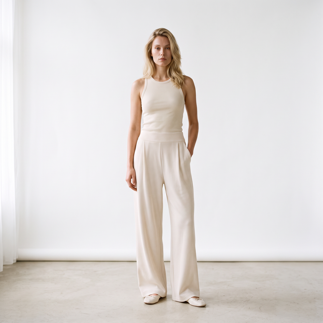 LUXEflow Elevated Trouser Sweatpant Ivory - bright studio 2