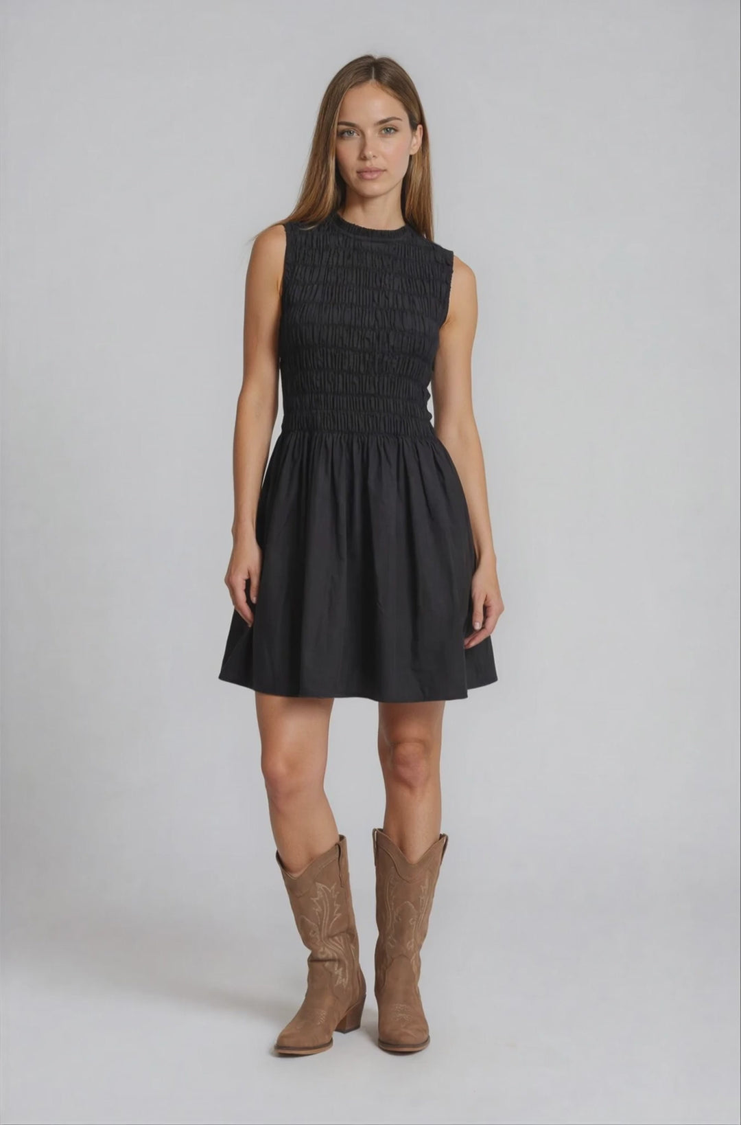 Prim – Structured Sleeveless Ruched Mini Cocktail Dress In Black