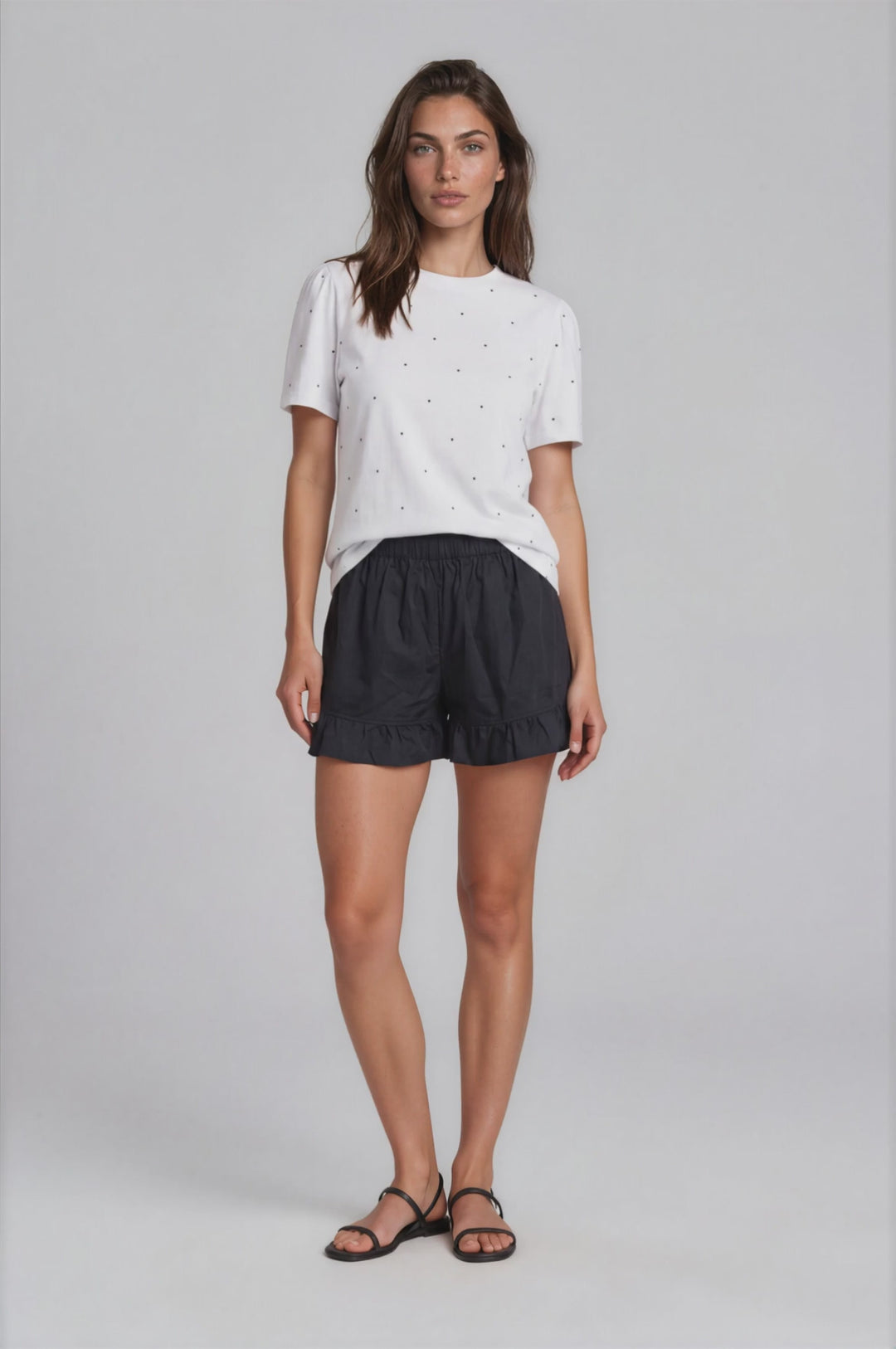 Harper Tee – Polka Dot Everyday T-Shirt White Polka Dots
